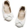 D753-white